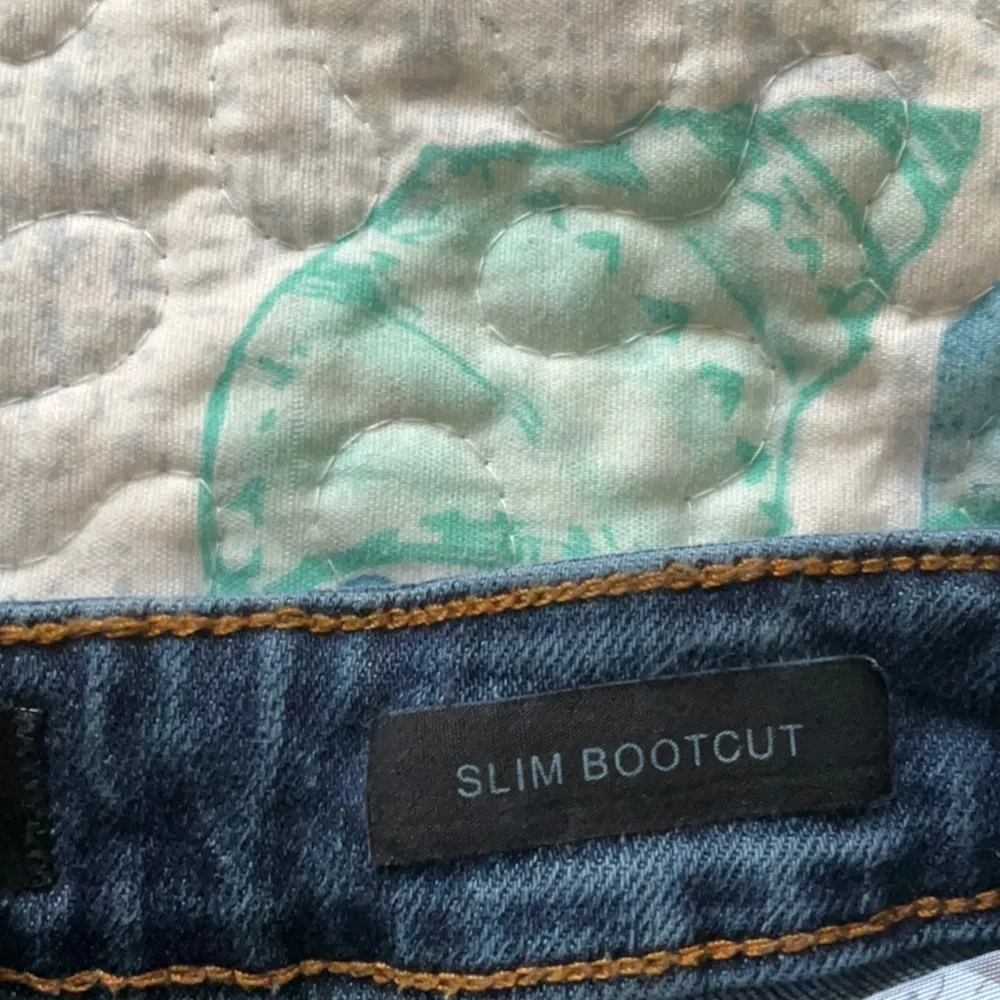 Judy Blue Women's Deep Indigo Boot Cut Jeans - Picture 3 of 4